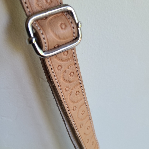 SWAPPED Mahiya Harlow Fringed Bag in Cream - Picture 11 of 15